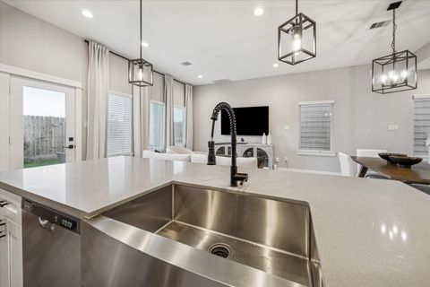 Tiny photo for 11327 Stonework Grove Lane Ln, Houston, TX 77076 (MLS # 92579296)