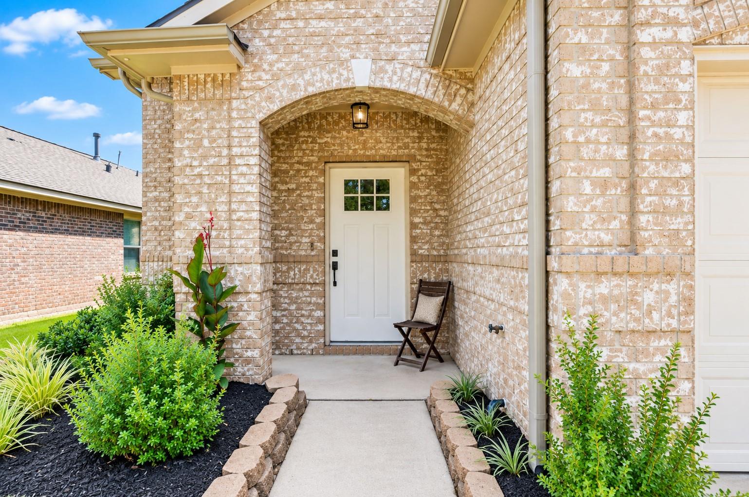 2214 Sterling Oaks Drive