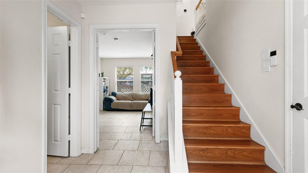Photo of 1743 Mcilhenny Street, Houston, TX 77004 (MLS # 15681768)