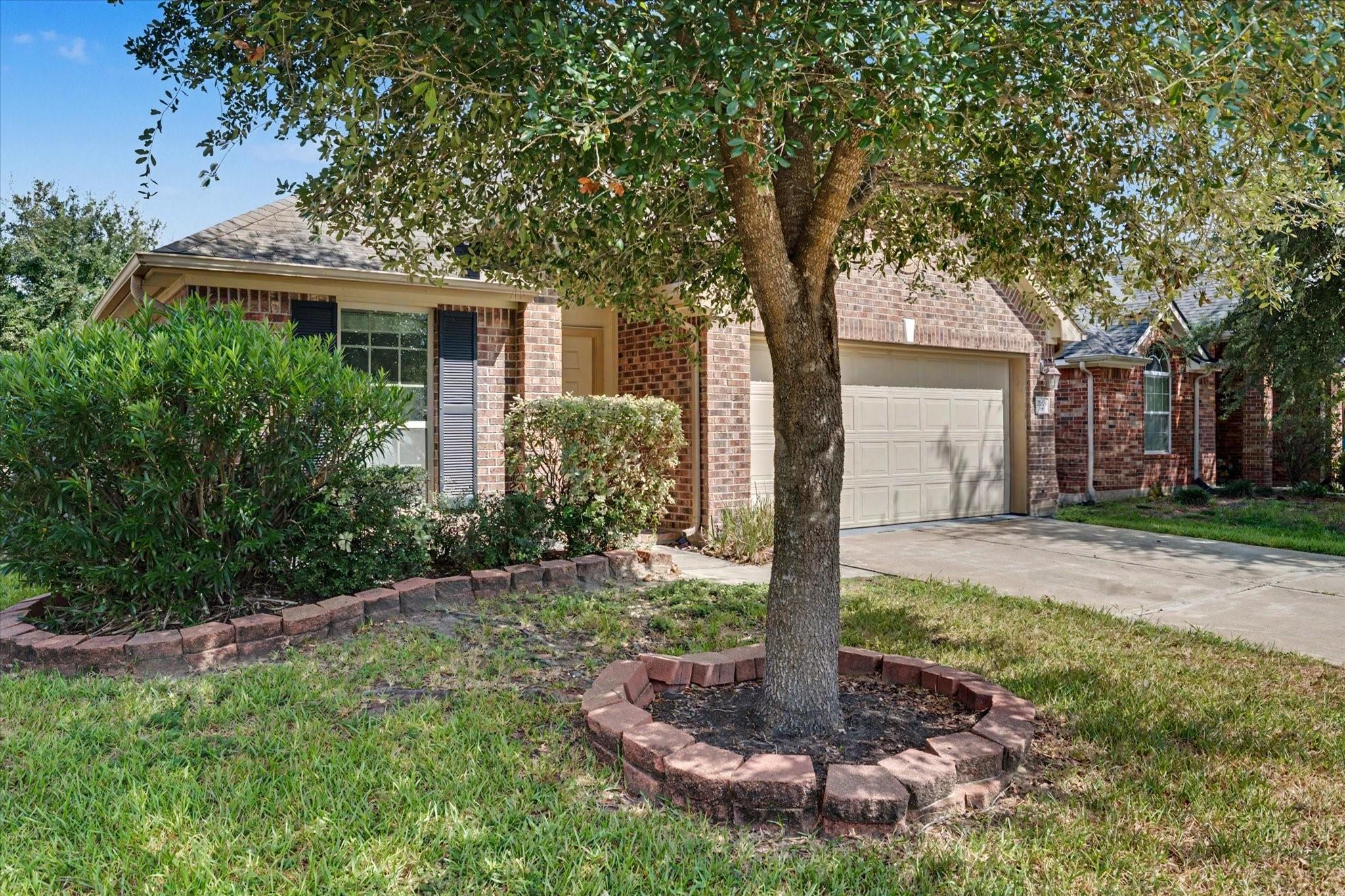 21826 Saragosa Pond Lane