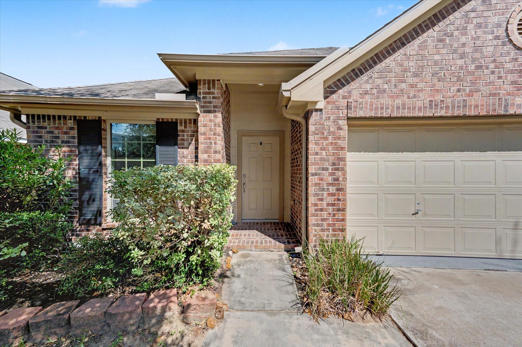 21826 Saragosa Pond Lane