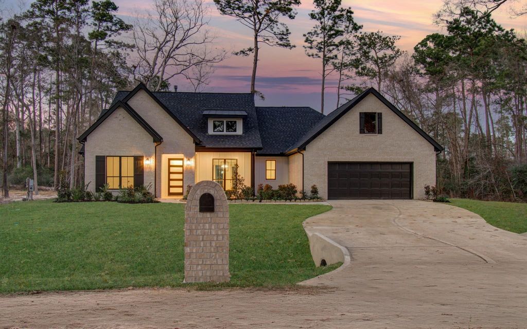 Photo of 2743 Constantine St, Roman Forest, TX 77357 (MLS # 4480752)