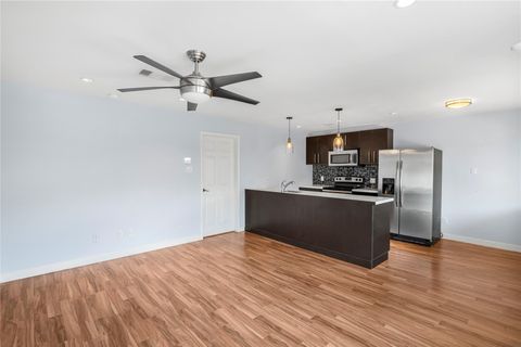Photo of 309 Stratford Street #18, Houston, TX 77006 (MLS # 82451611)