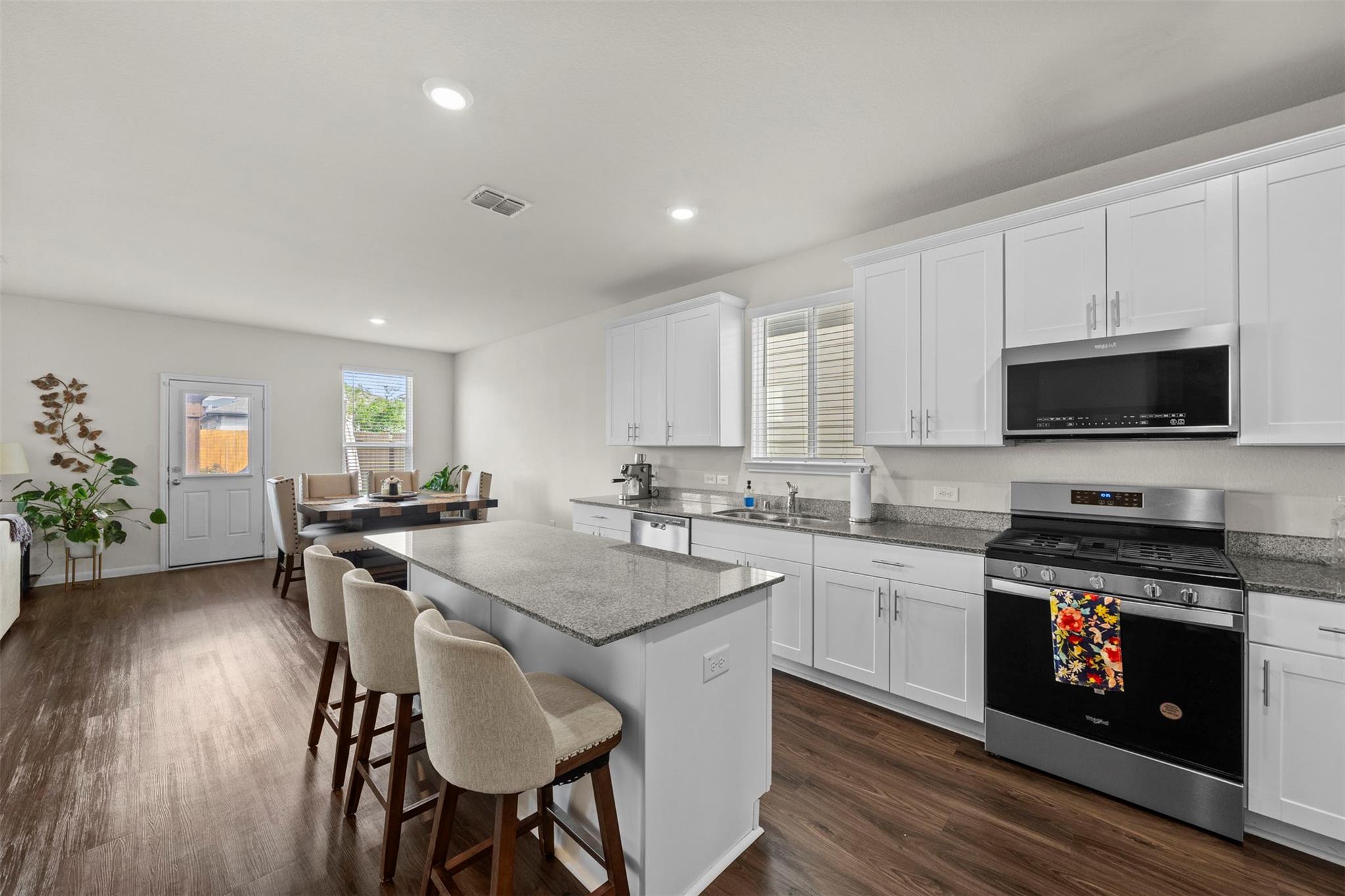 6318 Franklin View Lane