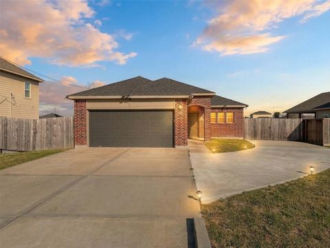 Photo of 698 Road 5107, Cleveland, TX 77327 (MLS # 91973372)