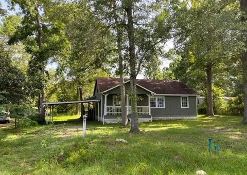 Photo of 25683 Walnut Lane, Cleveland, TX 77328 (MLS # 13842689) Photo of 25683 Walnut Lane, Cleveland, TX 77328 (MLS # 13842689)