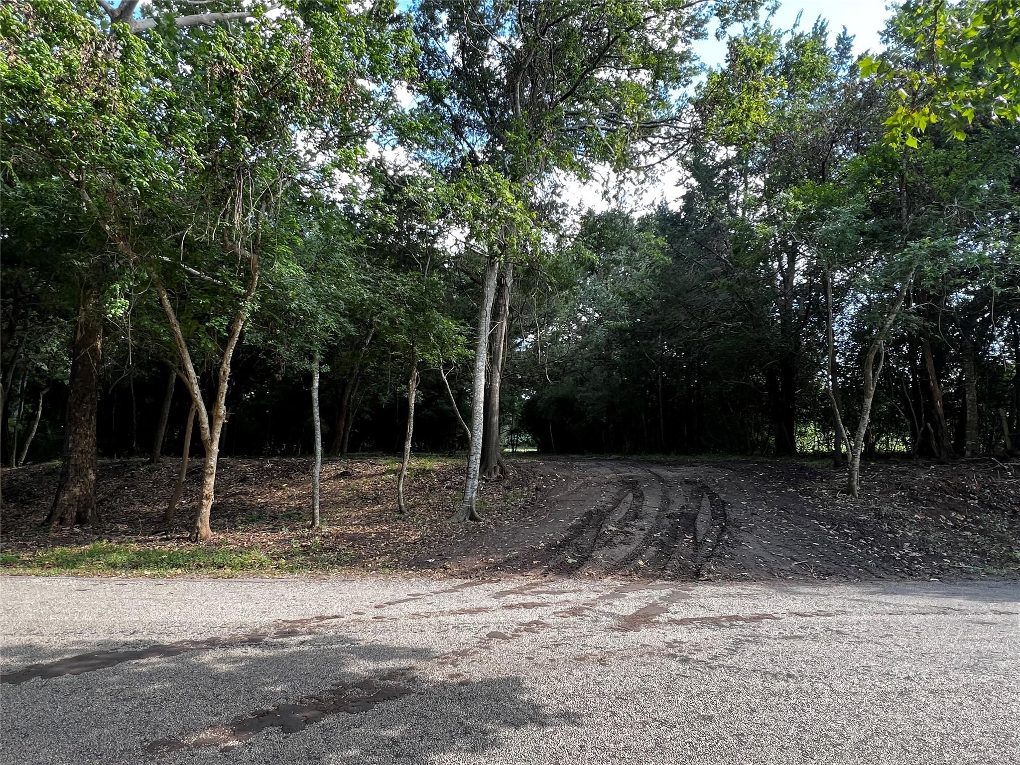 00 Chadwick Hogan Road