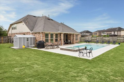 Tiny photo for 28027 Silver Dawn Court, Fulshear, TX 77441 (MLS # 95684661)