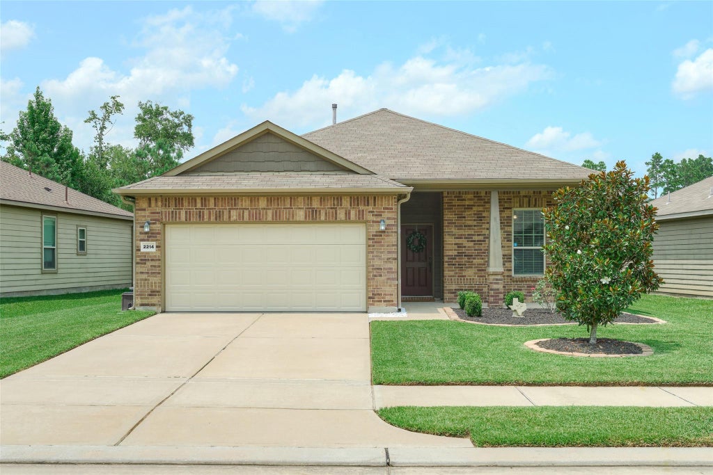 Photo of 2214 Timberland Country Court, Conroe, TX 77304 (MLS # 80199253)