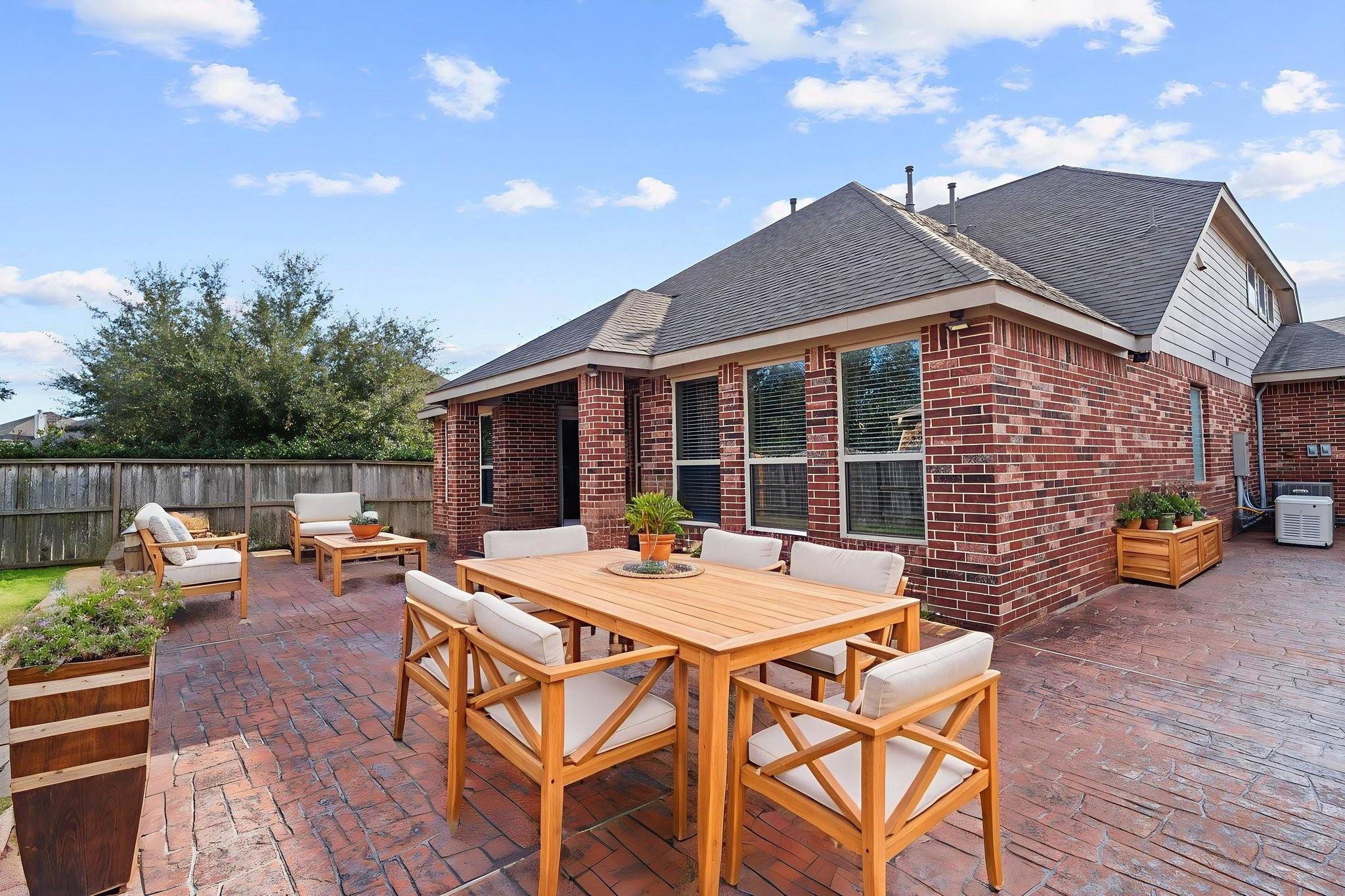 7827 Sydney Bay Court