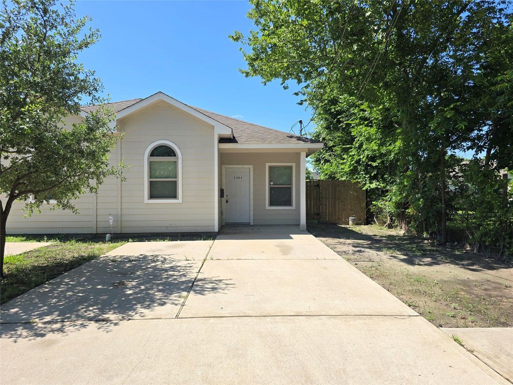 Photo of 3702 Wylie Street #A, Houston, TX 77026 (MLS # 74605937)