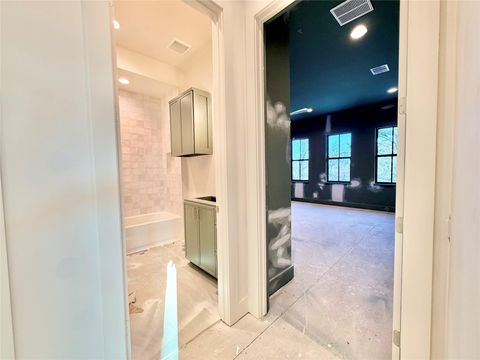 Tiny photo for 2203 Cheshire Lane, Houston, TX 77018 (MLS # 79329334)