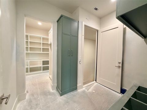 Tiny photo for 2203 Cheshire Lane, Houston, TX 77018 (MLS # 79329334)