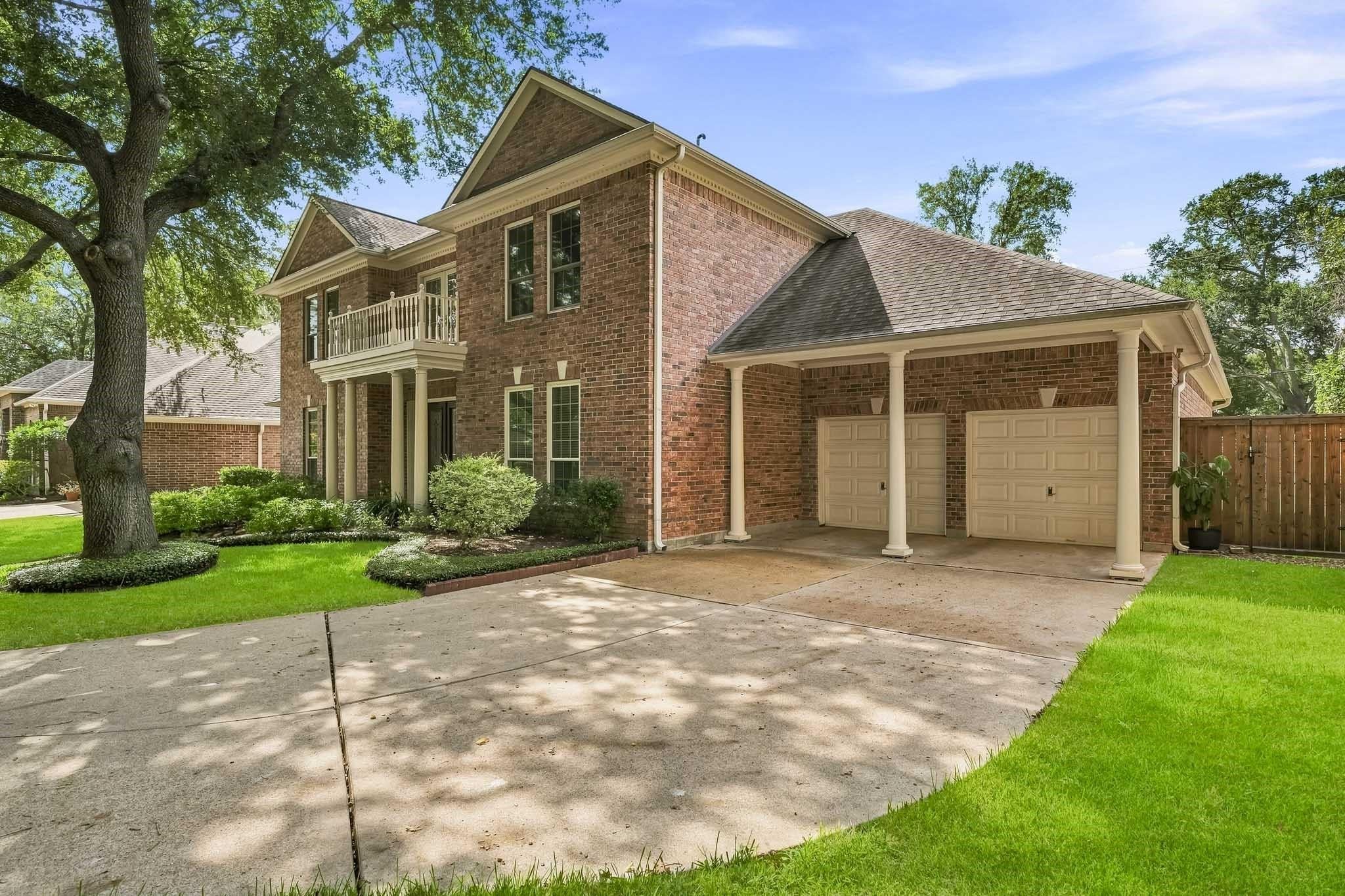 3302 Woodbrook Lane