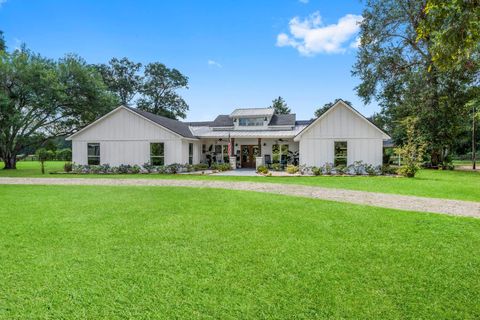 Photo of 1785 Pine, Cleveland, TX 77328 (MLS # 35623648)