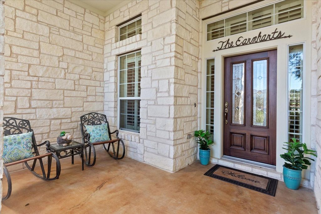 Photo of 5421 Cypress Ranch Boulevard, Spicewood, TX 78669 (MLS # 82930487)