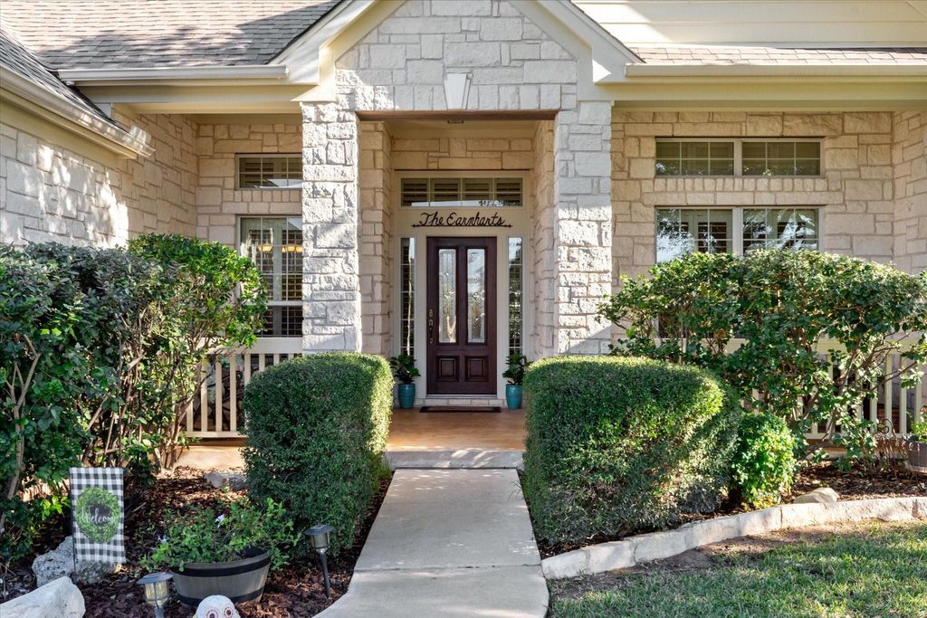 Photo of 5421 Cypress Ranch Boulevard, Spicewood, TX 78669 (MLS # 82930487)