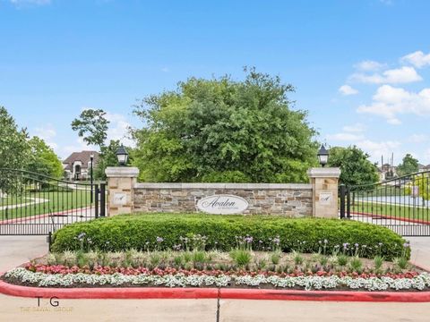 Homes For Sale - 5807 Yarrow Creek Court<br/> Sugar Land, TX 77479
