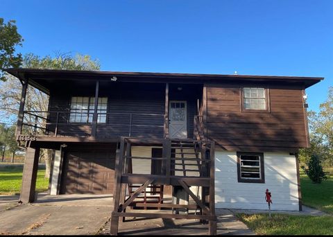 Photo of 1323 Cemetery Road, Santa Fe, TX 77517 (MLS # 72263092)