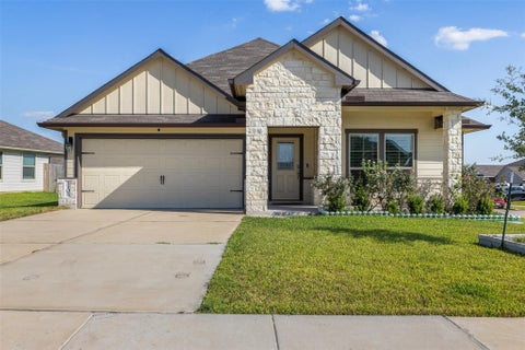 Photo of 1105 Davy Street, Brenham, TX 77833 (MLS # 9636679)