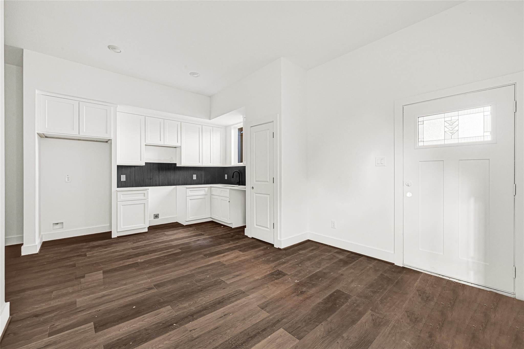 422 Clinton Park St Street A-D