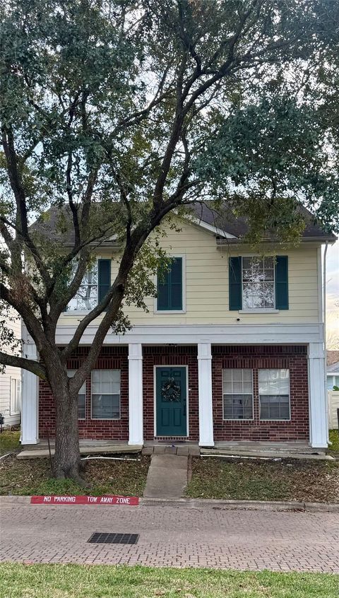 Photo of 15902 S Alley Court, Houston, TX 77082 (MLS # 33860000)