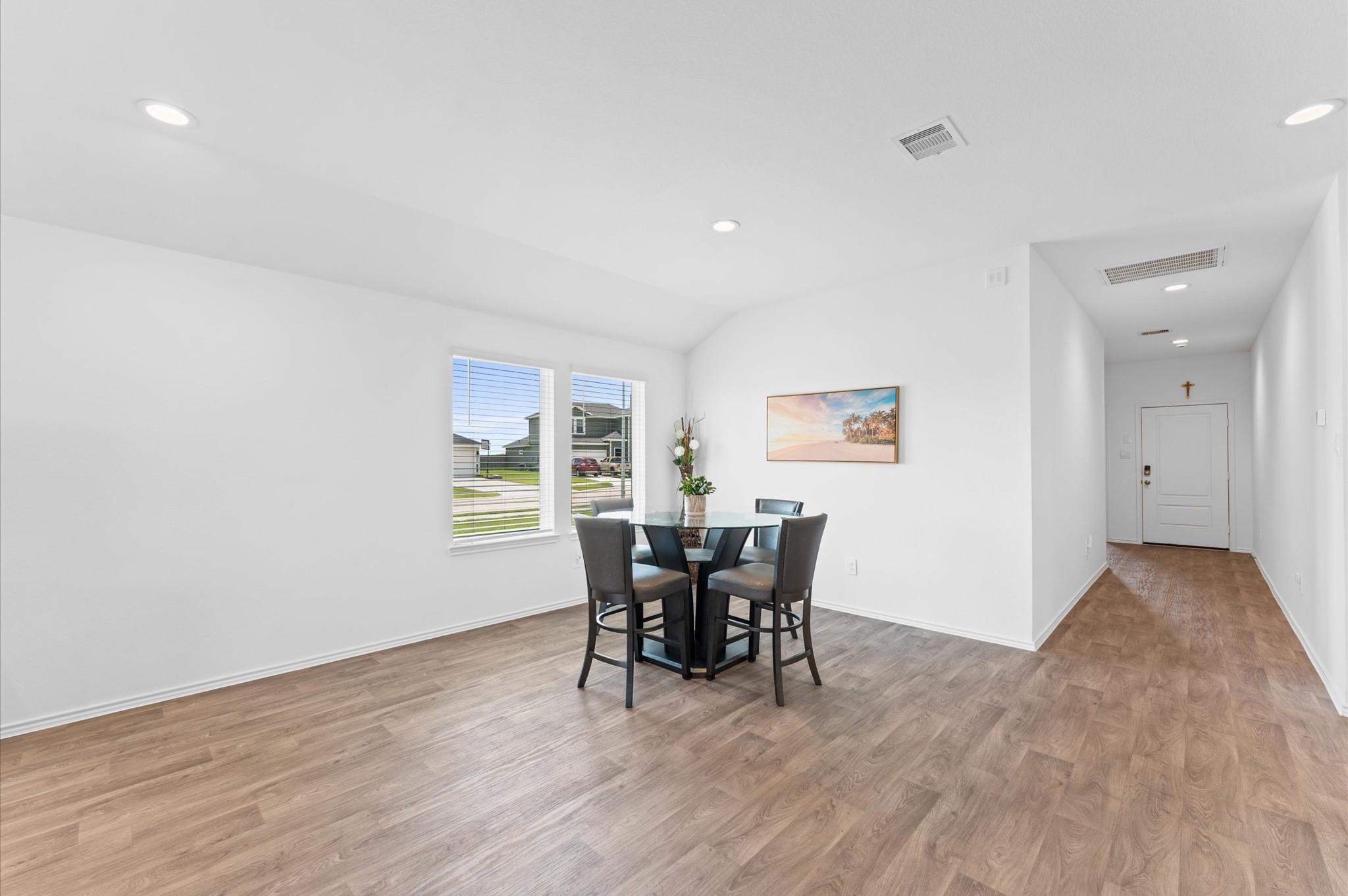 2201 Laurel Bloom Lane