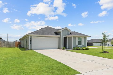 Photo of 2201 Laurel Bloom Lane, Sealy, TX 77474 (MLS # 43802870)