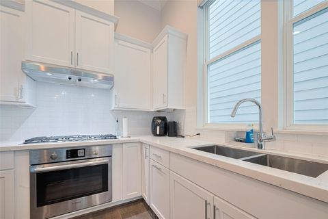 Tiny photo for 5308 S Capitol Street, Houston, TX 77023 (MLS # 56276210)