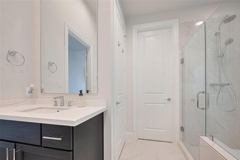 Tiny photo for 5308 S Capitol Street, Houston, TX 77023 (MLS # 56276210)