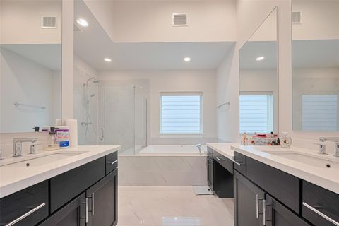 Tiny photo for 5308 S Capitol Street, Houston, TX 77023 (MLS # 56276210)