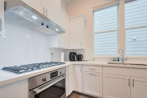 Tiny photo for 5308 S Capitol Street, Houston, TX 77023 (MLS # 56276210)