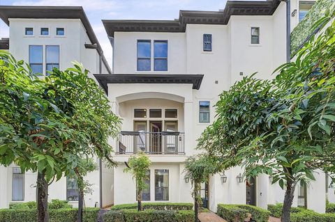 Photo of 634 Nagle Street, Houston, TX 77003 (MLS # 35895568)