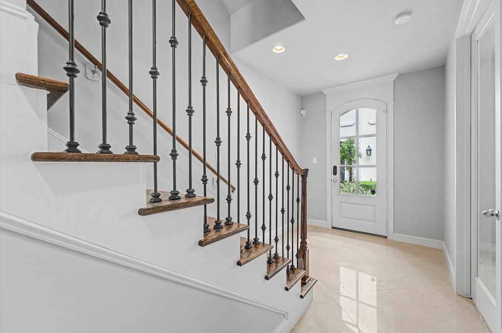 Photo of 634 Nagle Street, Houston, TX 77003 (MLS # 35895568)