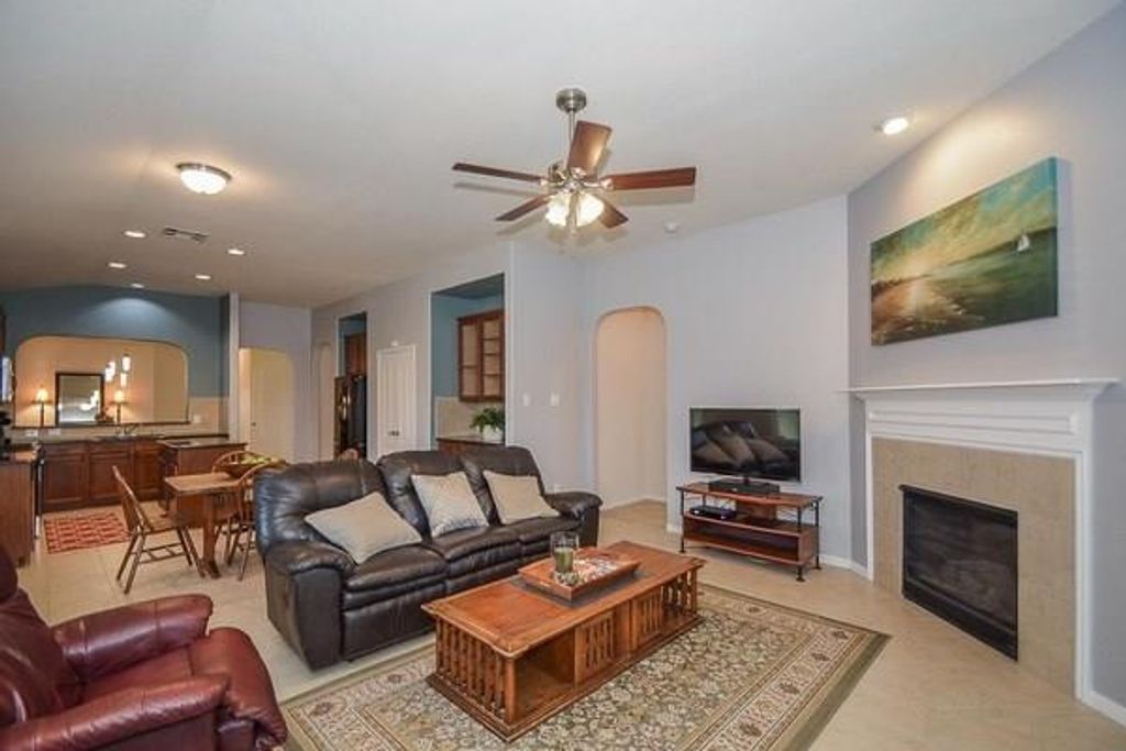 Photo of 623 W Newport Bend, Katy, TX 77494 (MLS # 11113471)