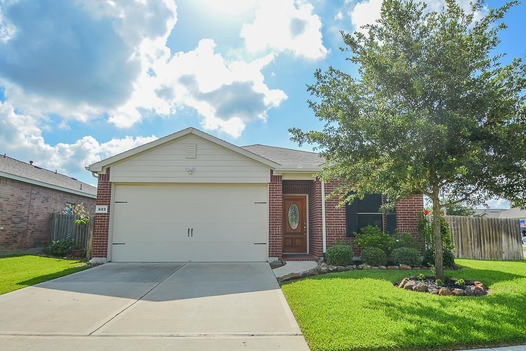 Photo of 623 W Newport Bend, Katy, TX 77494 (MLS # 11113471)