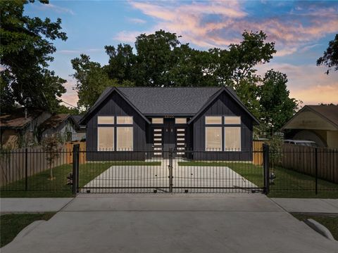 Photo of 6805 Conley Street, Houston, TX 77021 (MLS # 72752825)