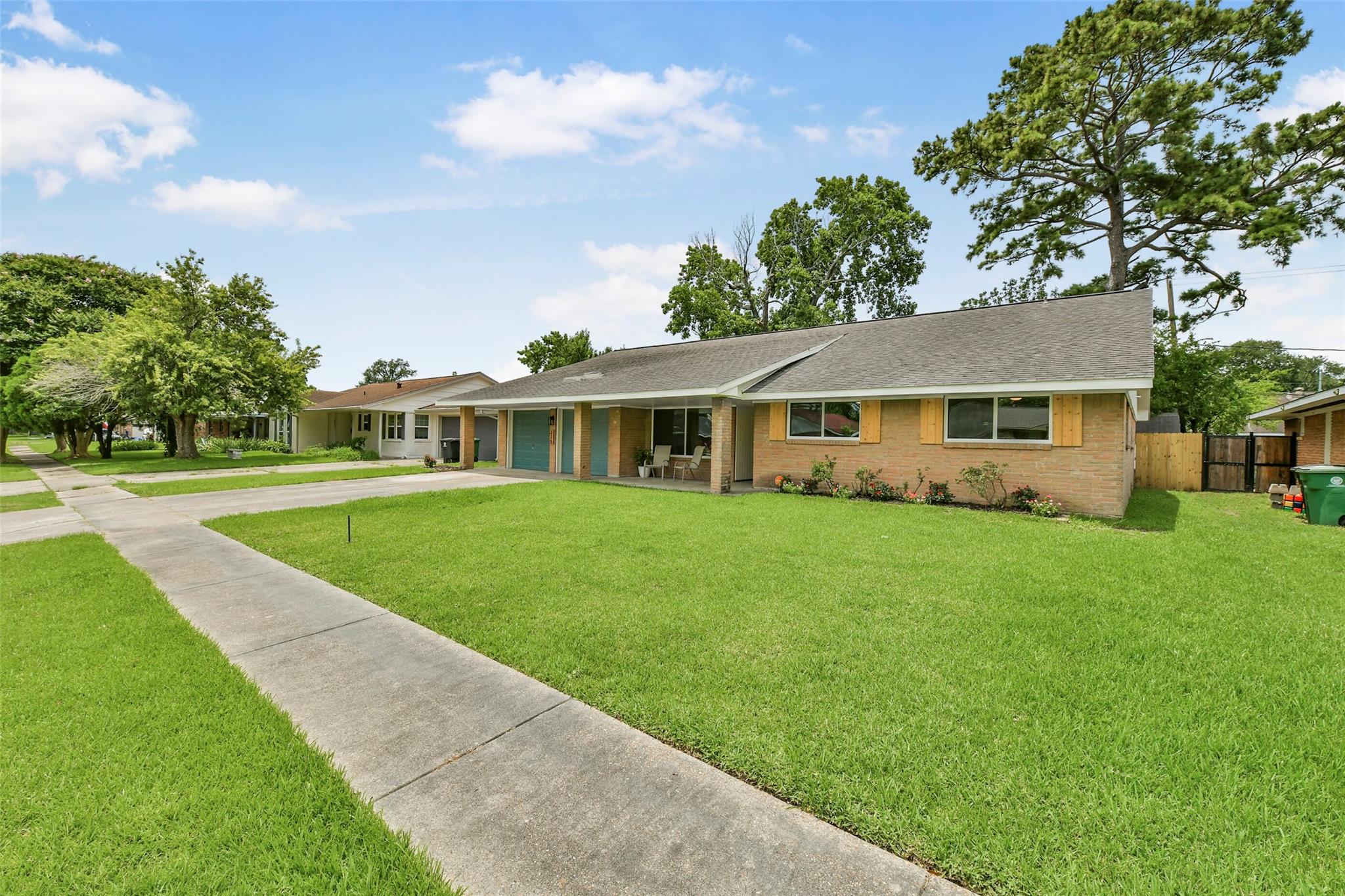 315 Ravenhead Drive