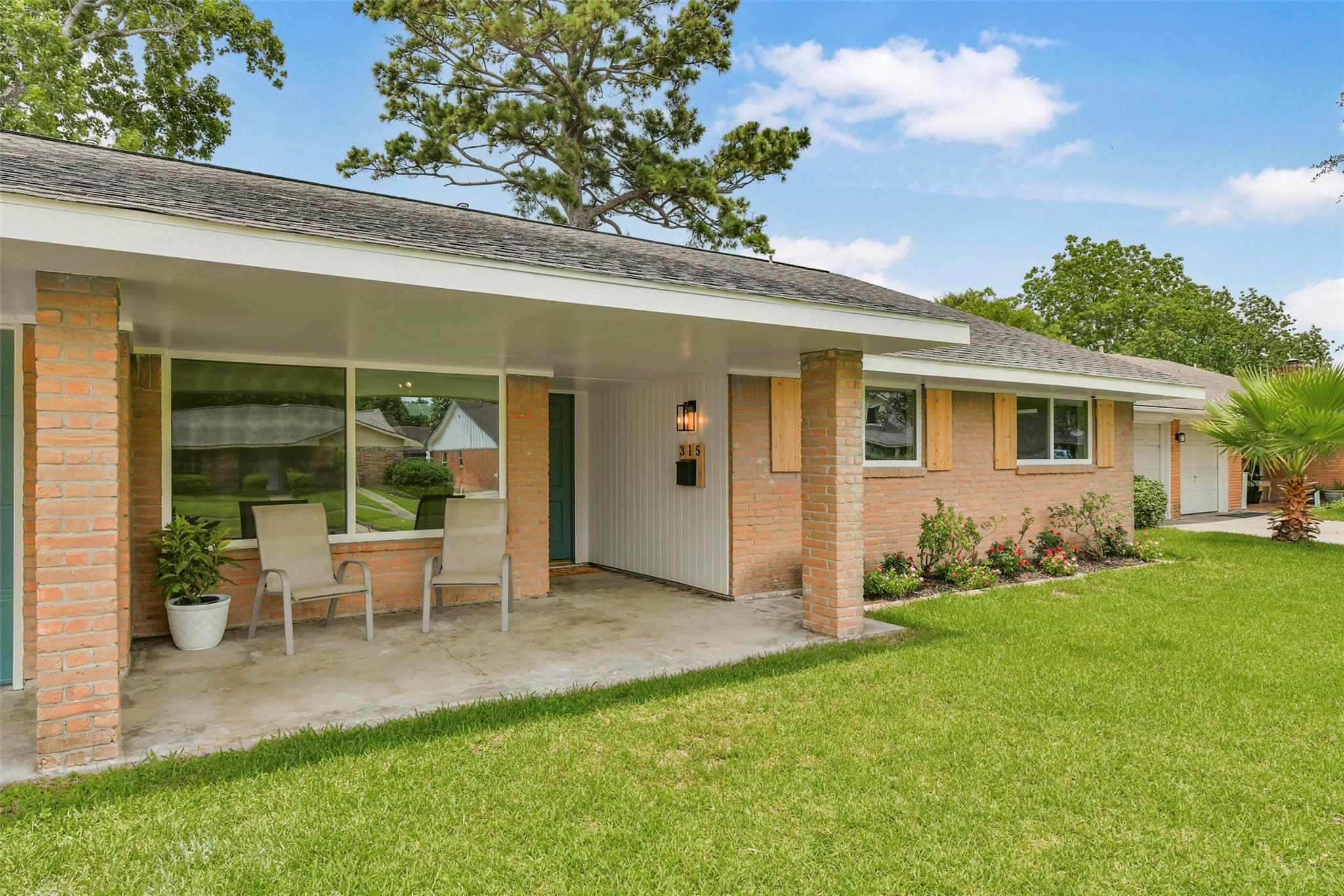 315 Ravenhead Drive