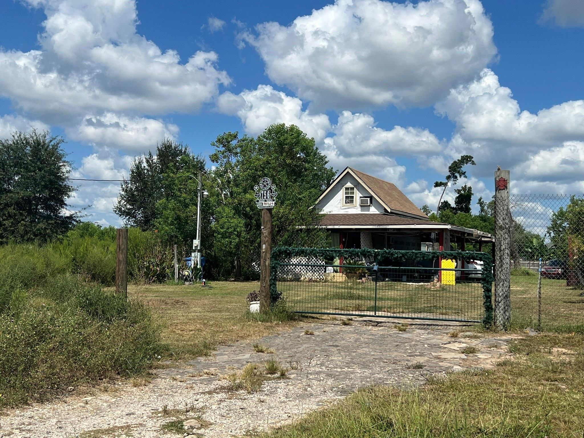 756 County Road 5003