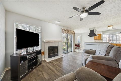 Tiny photo for 14418 Sycamore Lake Road, Houston, TX 77062 (MLS # 68328860)