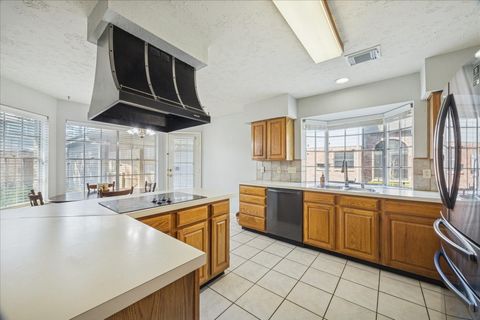 Tiny photo for 14418 Sycamore Lake Road, Houston, TX 77062 (MLS # 68328860)