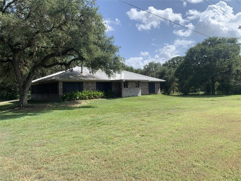 Photo of 1162 Hwy 90a Hwy, Sheridan, TX 78962 (MLS # 44455437)