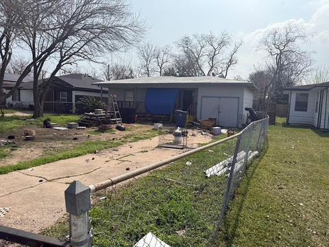 Homes For Sale - 29 17th Avenue<br/> Texas City, TX 77590