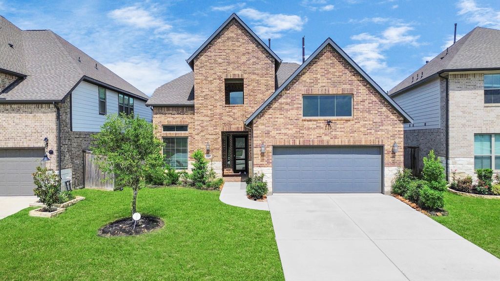 Photo of 10410 Carina Cloud Lane Ln, Richmond, TX 77406 (MLS # 18447410)