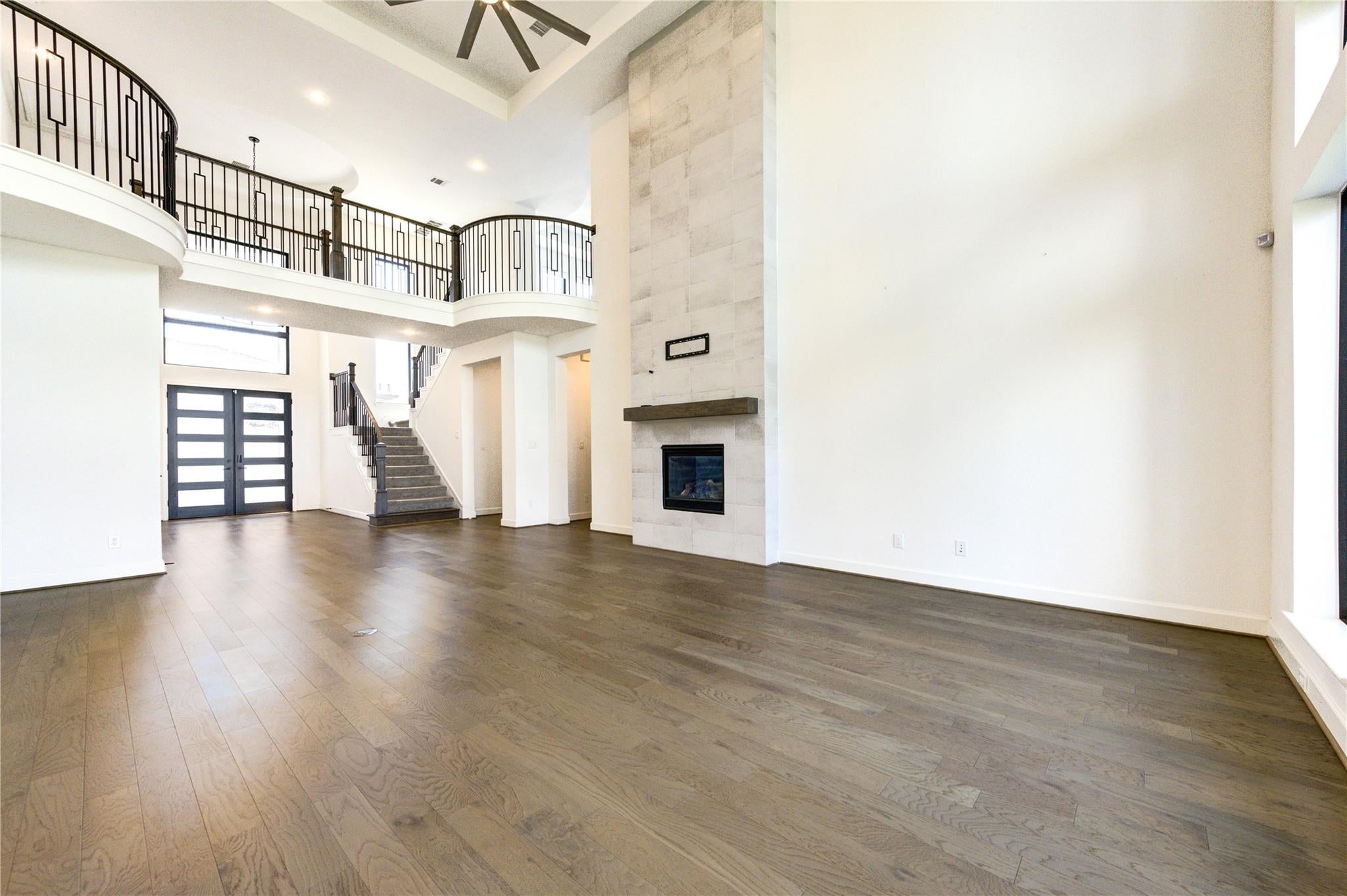 9015 Orchard Cove