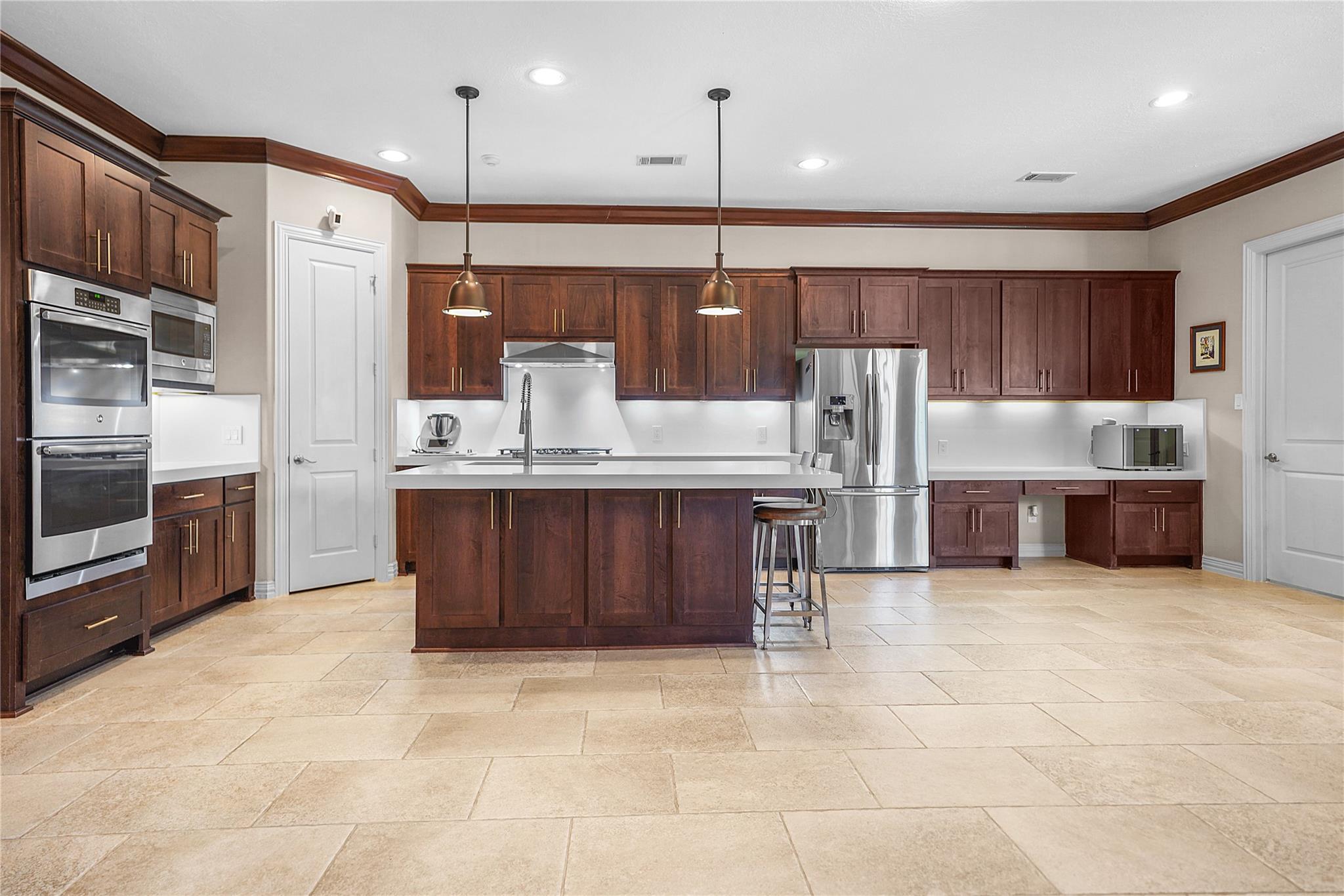 1826 Jade Hollow Lane