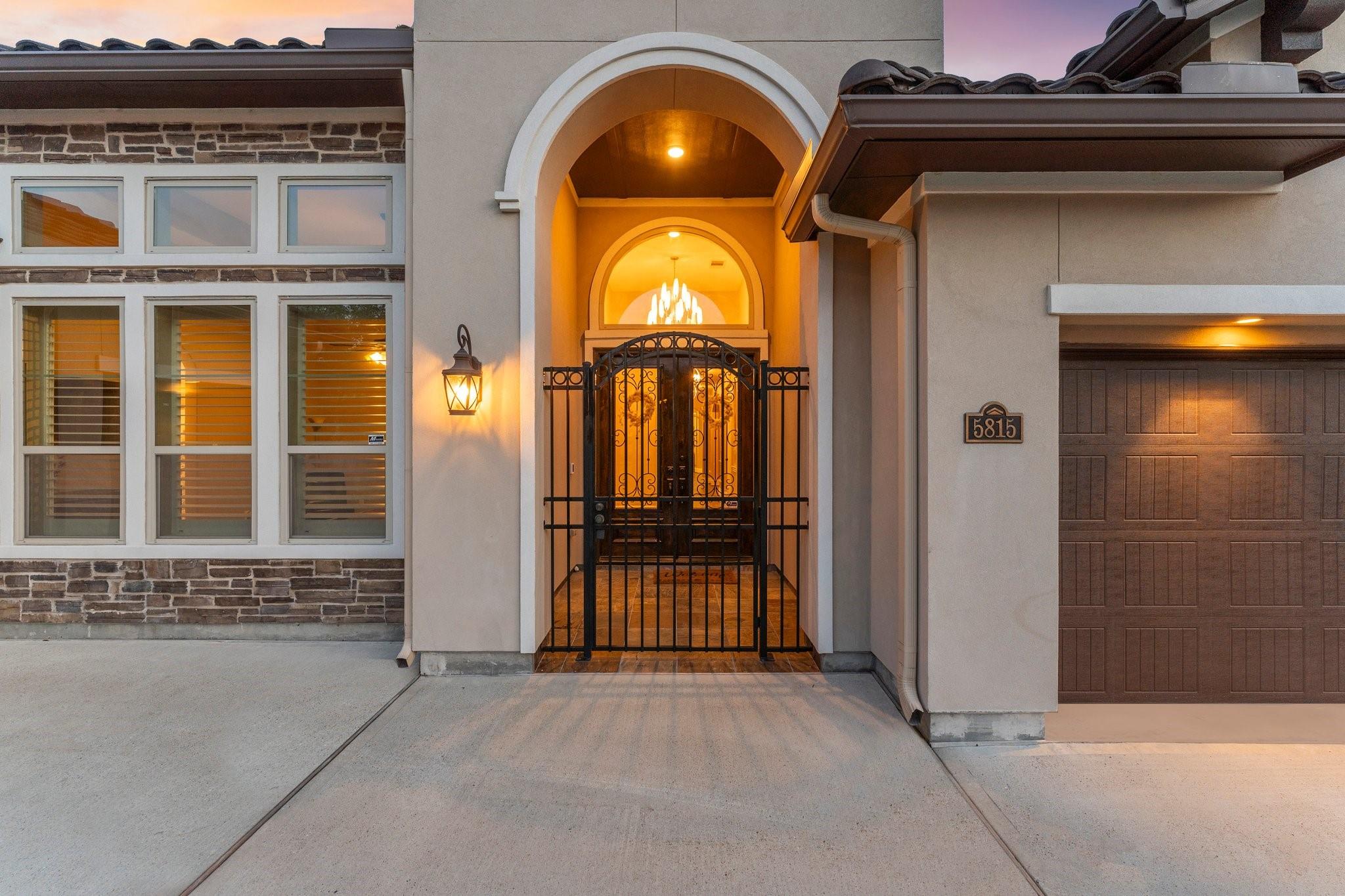 5815 Stratton Woods Drive