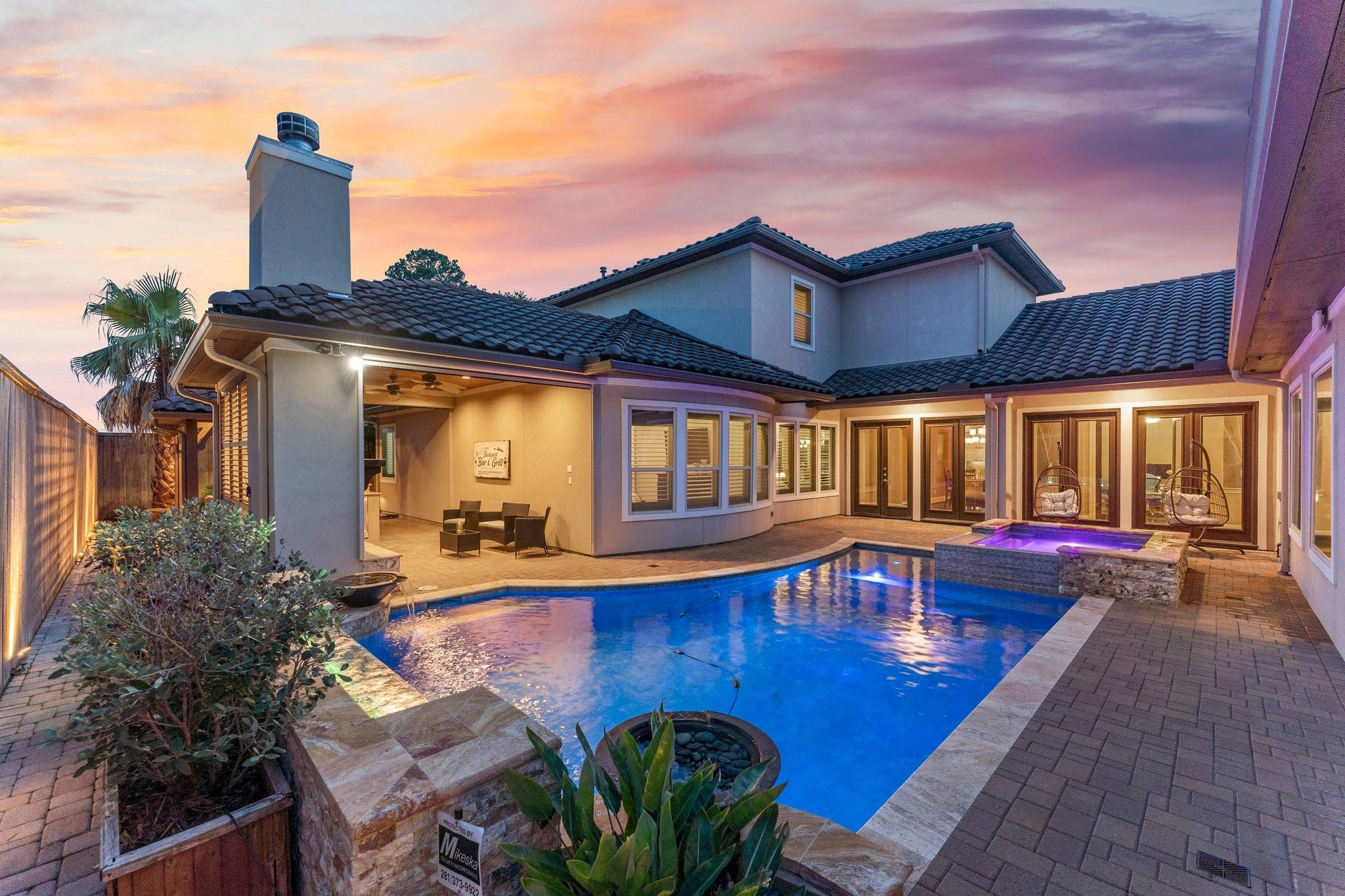 5815 Stratton Woods Drive