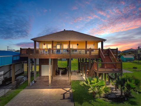 Photo of 938 Sage Road, Crystal Beach, TX 77650 (MLS # 48843511)